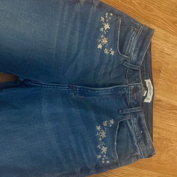 Abercrombie & fitch curve love jeans! Size 8s - Picture 3 of 4